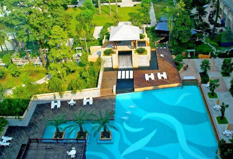 Номер Executive, Dong Fang Hotel Guangzhou