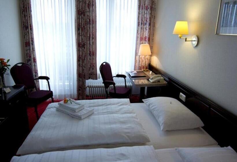 Номер Стандарт, Sachsenwald Hotel Reinbek
