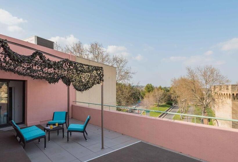 Студия Стандарт, Ibis Avignon Centre Pont De L'europe