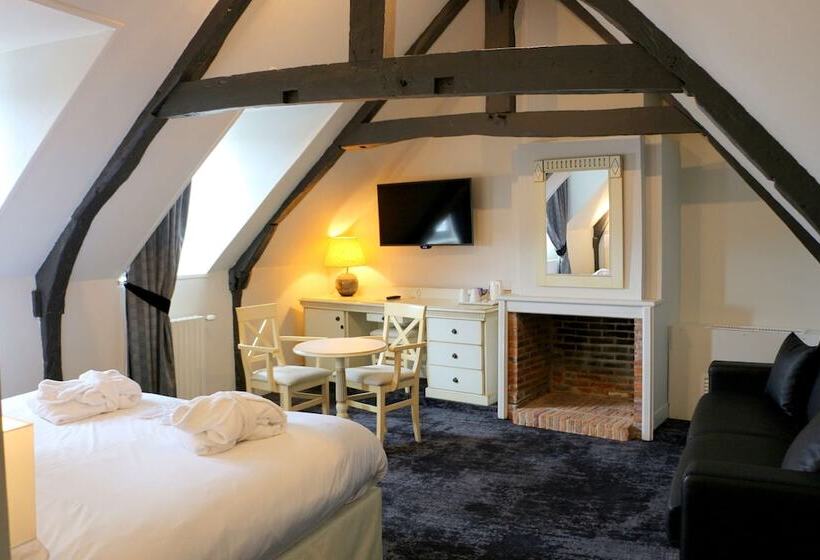 Полулюкс с Видом, Best Western Le Cheval Blanc  Vue Sur Le Port Plein Centre Ville