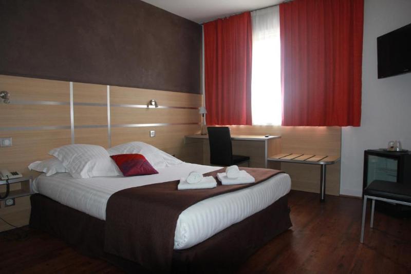 Номер Стандарт, Hôtel Chris Tel