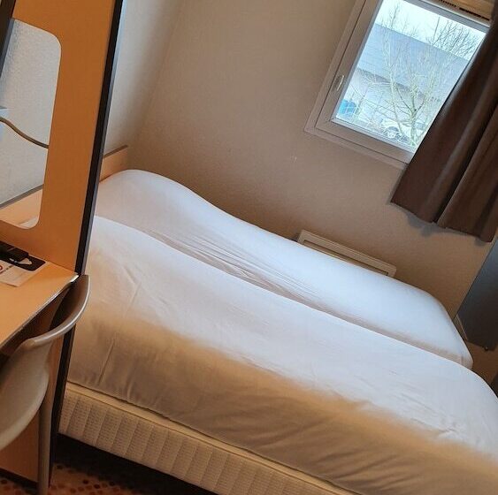 Номер Стандарт, Welcomotel Coignières