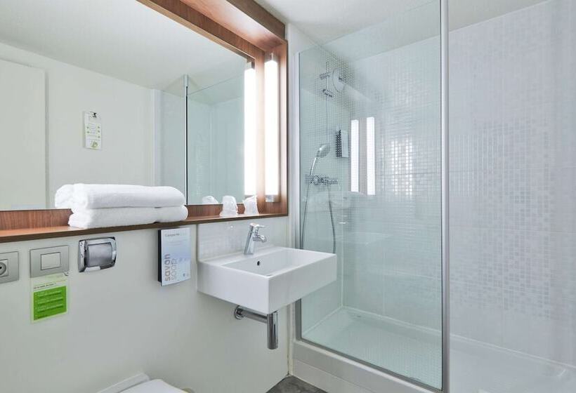 Номер Стандарт, Campanile St Etienne Centre   Villars La Terrasse