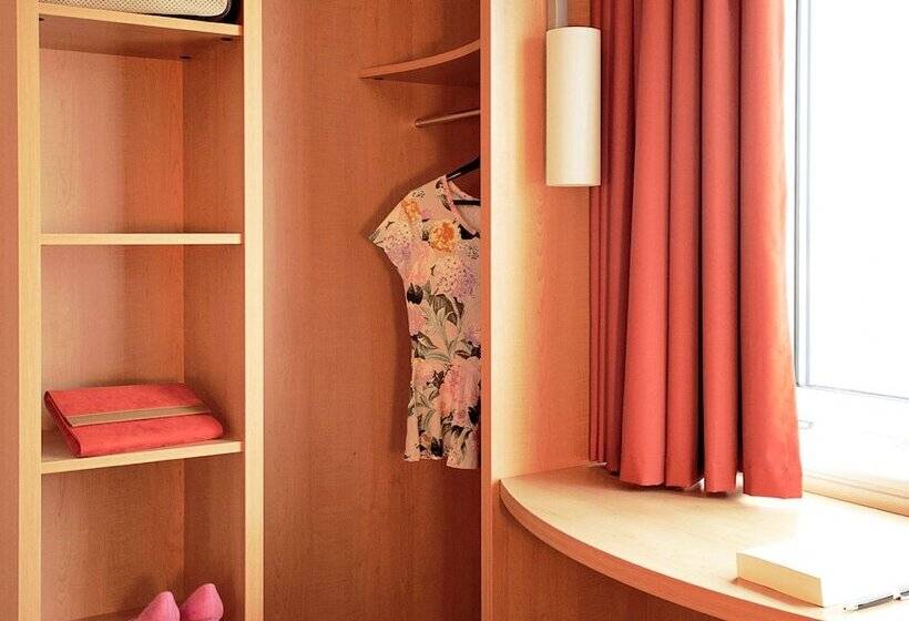 Номер Стандарт, Ibis Chartres Ouest Lucé