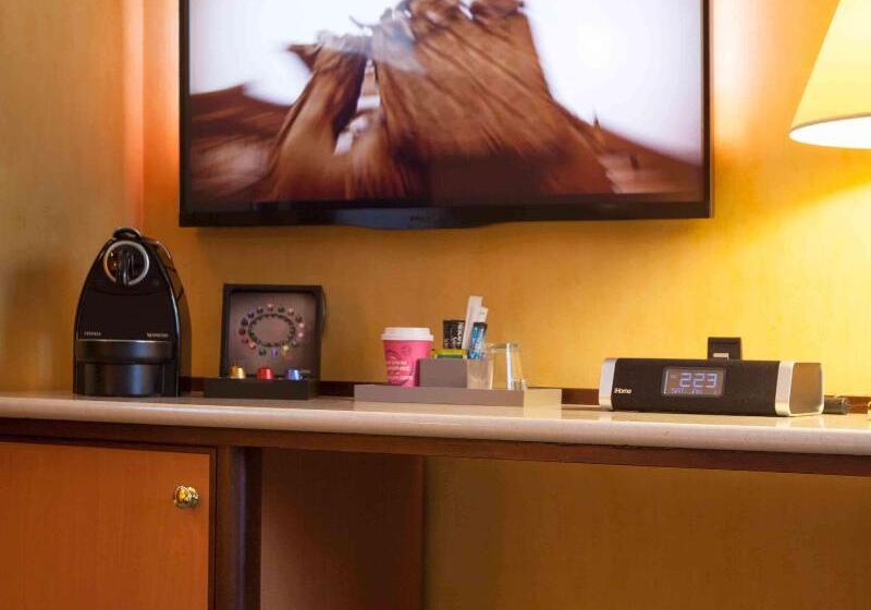 Номер Стандарт Двуспальная Кровать, Mercure Versailles Paris Ouest