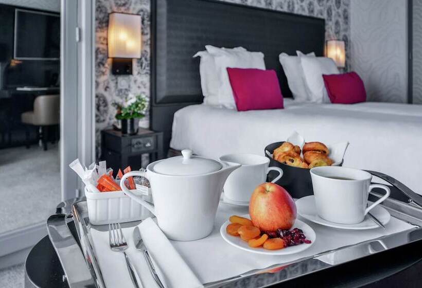 اتاق پرمیوم, Maison Astor Paris, Curio Collection By Hilton