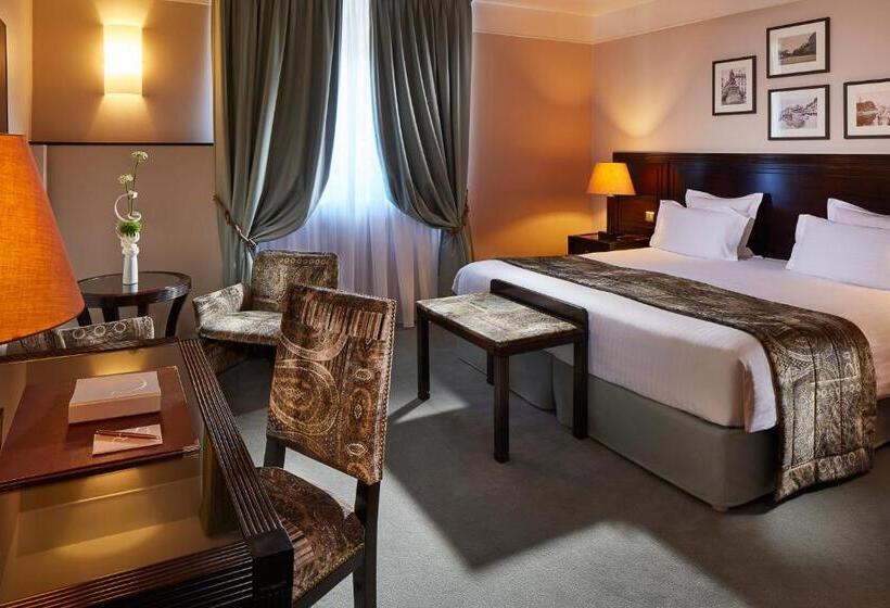 اتاق لوکس, Hôtel Régent Contades