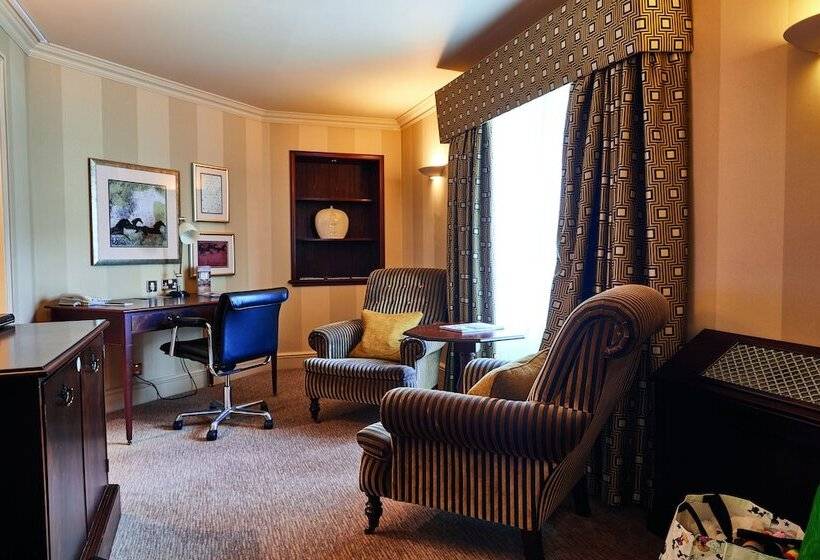 주니어 스위트, Aztec Hotel And Spa