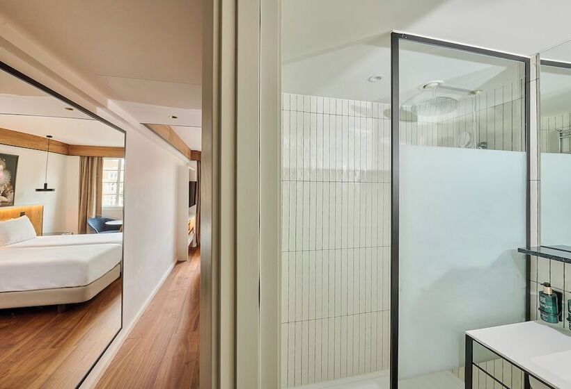 Habitación Estándar Comunicada, Melia White House