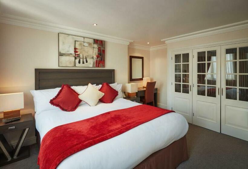 سوییت, The Royal Horseguards Hotel, London