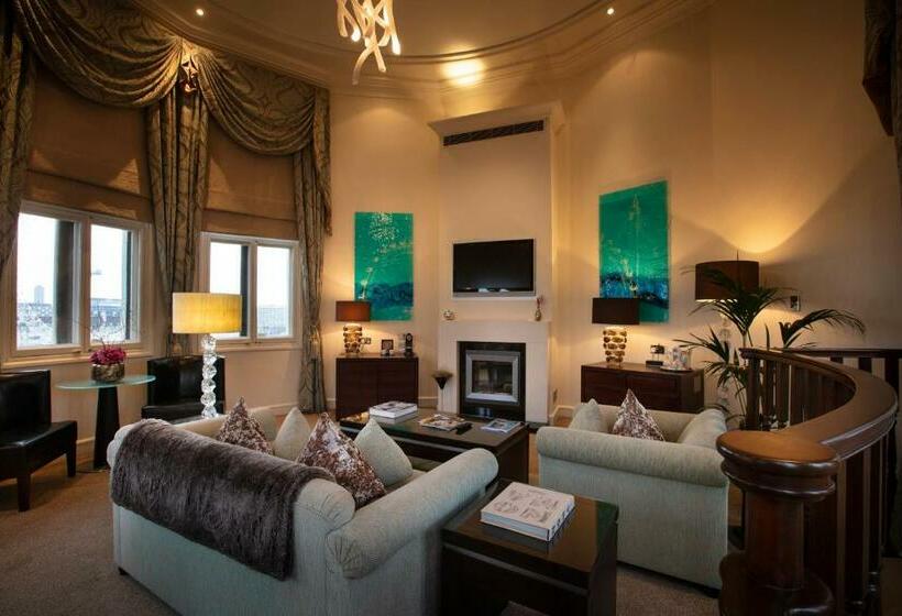 سوییت, The Royal Horseguards Hotel, London