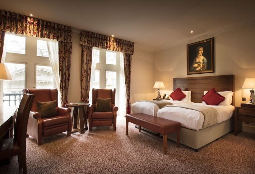 디럭스 룸, The Royal Horseguards Hotel, London