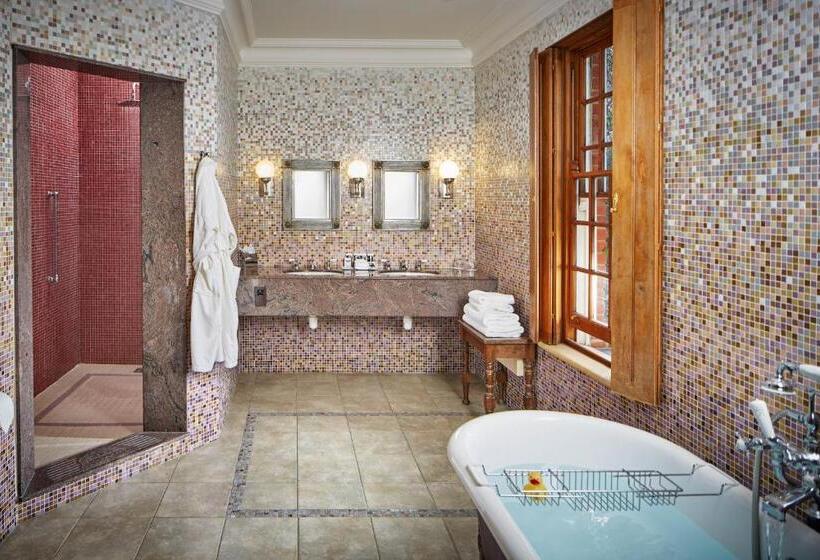 Семейный Полулюкс, Lainston House