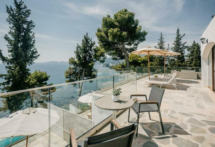 Семейное Бунгало, Corfu Holiday Palace