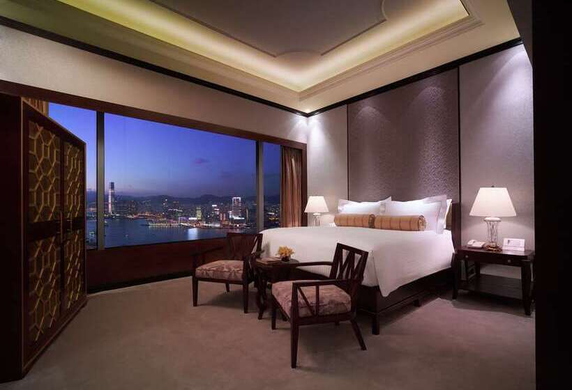 سوئیت اجرایی با تخت کینگ, Conrad Hong Kong