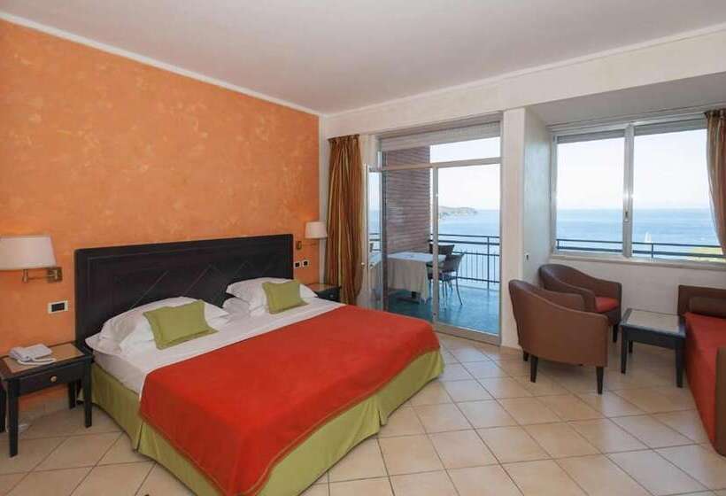 Полулюкс Вид на Море, Th Capoliveri   Grand Hotel Elba International