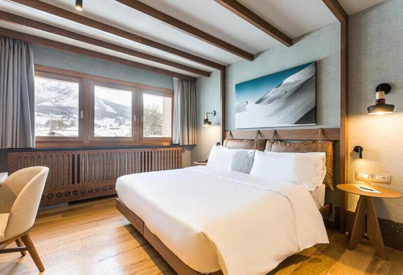 Люкс Премиум, Grand Hotel Savoia Cortina D Ampezzo, A Radisson Collection