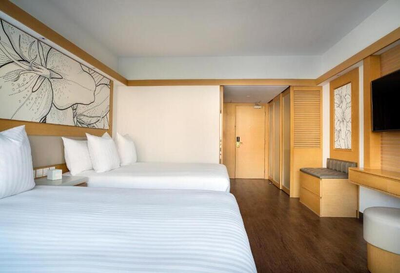 اتاق خانوادگی, The Park Lane Hong Kong A Pullman