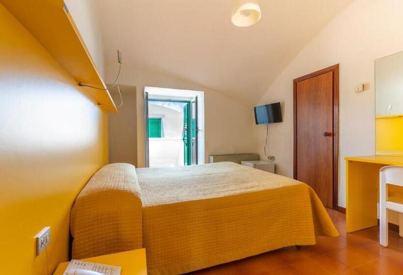 Номер Стандарт с Балконом, Corvino Resort