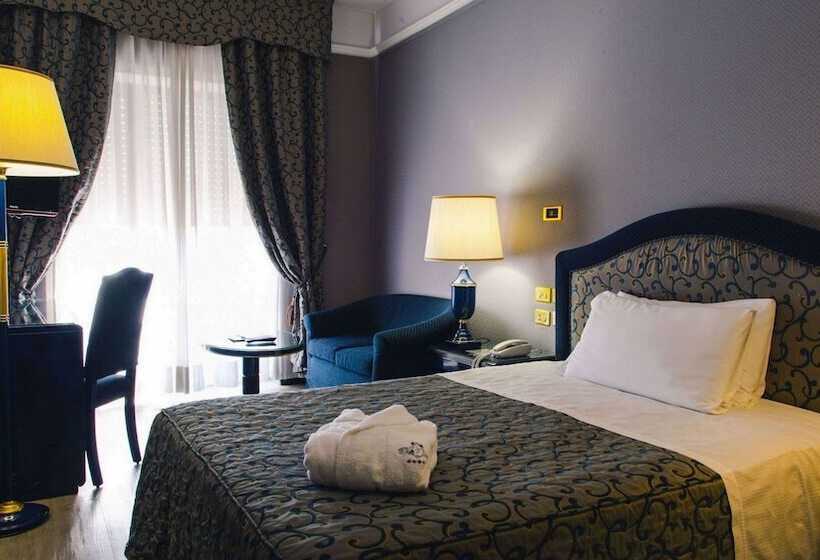 Quarto superior, Grand Hotel Excelsior