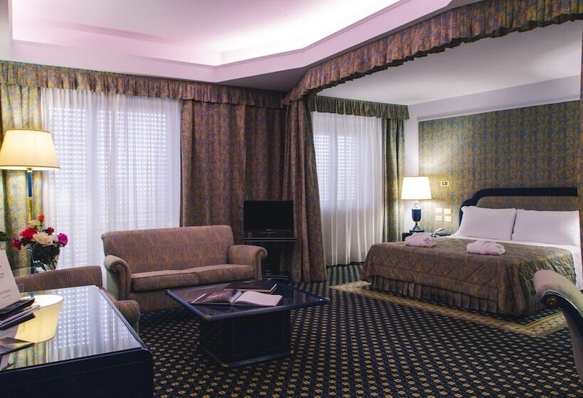 Suite Executiva Vista Mar, Grand Hotel Excelsior