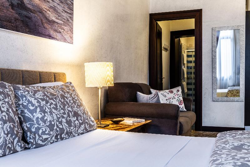Quarto superior, Grand Hotel Excelsior