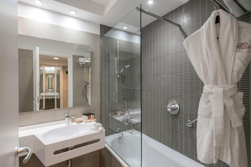 اتاق پرمیوم, Crowne Plaza Rome St. Peter S, An Ihg