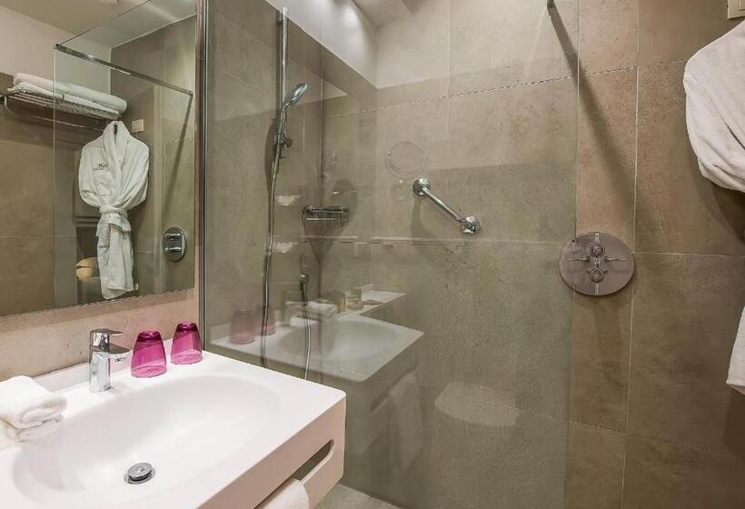 سوییت, Crowne Plaza Rome St. Peter S, An Ihg
