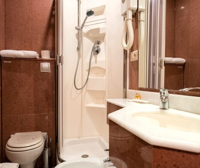 חדר סטנדרט יחיד, Grand Hotel Italia