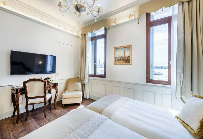 Номер Deluxe с Видом, Monaco & Grand Canal