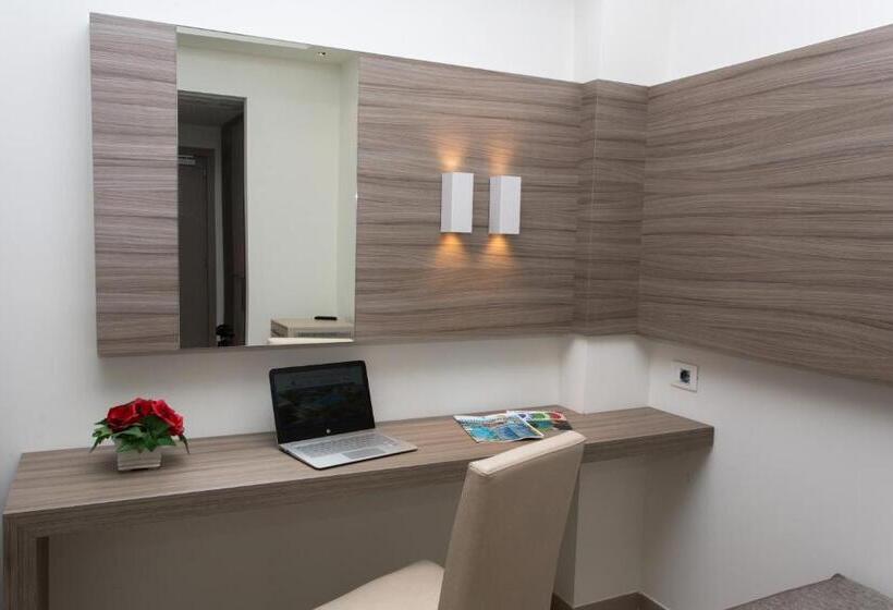 Четырехместный Номер Superior, Village Club Santa Caterina