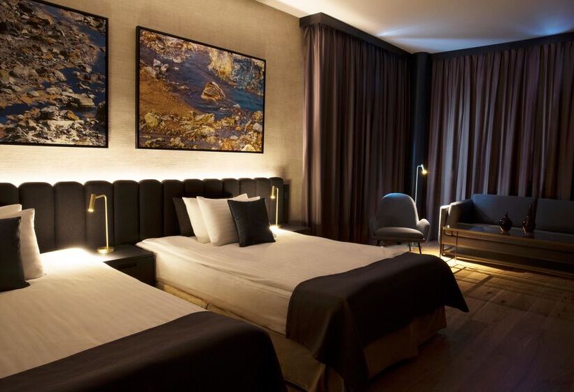 سوییت جونیور, Hótel Reykjavík Grand