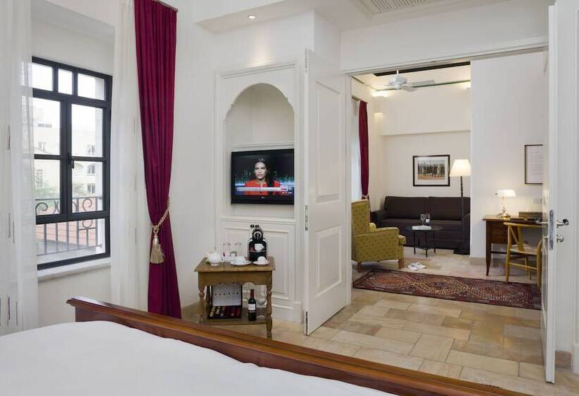 סוויטה, The American Colony Hotel   Small Luxury Hotels Of The World