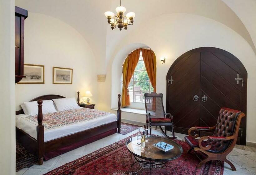 סוויטה, The American Colony Hotel   Small Luxury Hotels Of The World