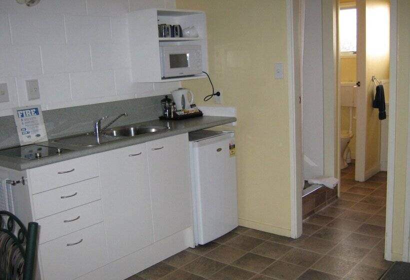 침실 1개 아파트, Adelphi Motel
