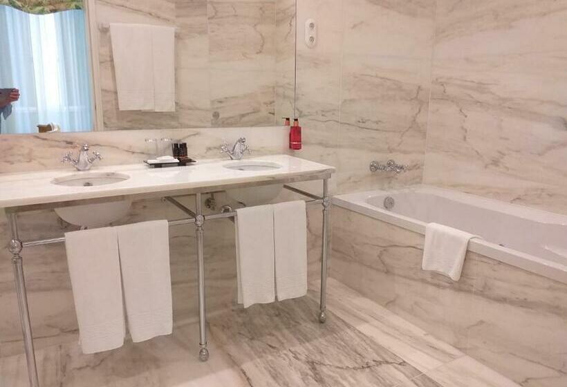 سوییت, Grande Hotel Do Porto