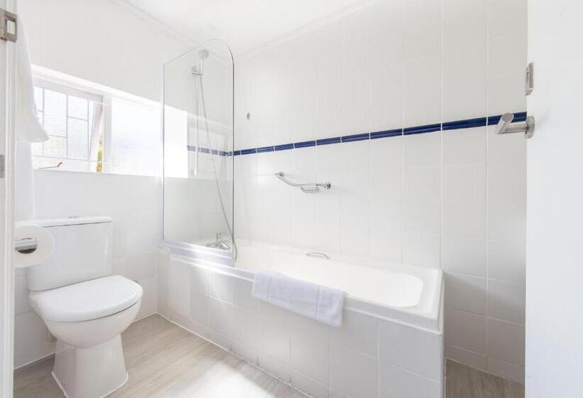 غرفة قياسية, Saldanha Bay