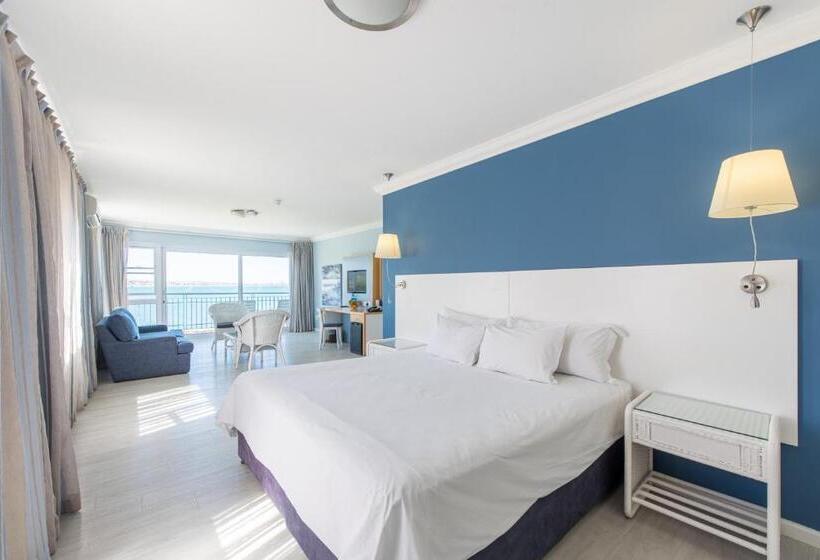 جناح مطلّ علي البحر, Saldanha Bay