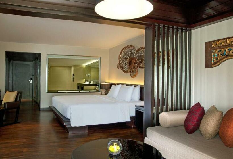 주니어 스위트 킹사이즈 침대, Le Meridien Phuket Beach Resort