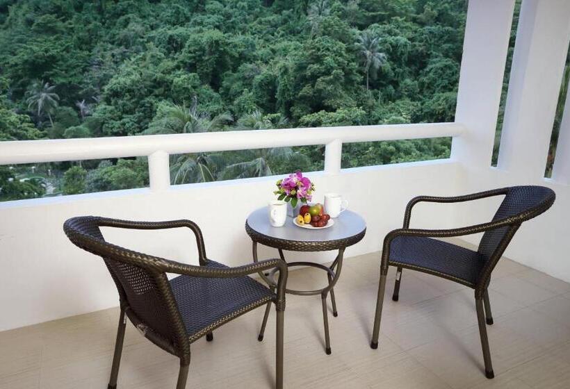 발코니 디럭스 룸, Le Meridien Phuket Beach Resort