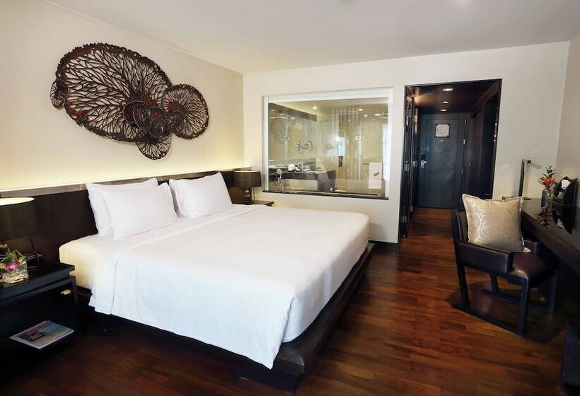 주니어 스위트 바다 전망, Le Meridien Phuket Beach Resort
