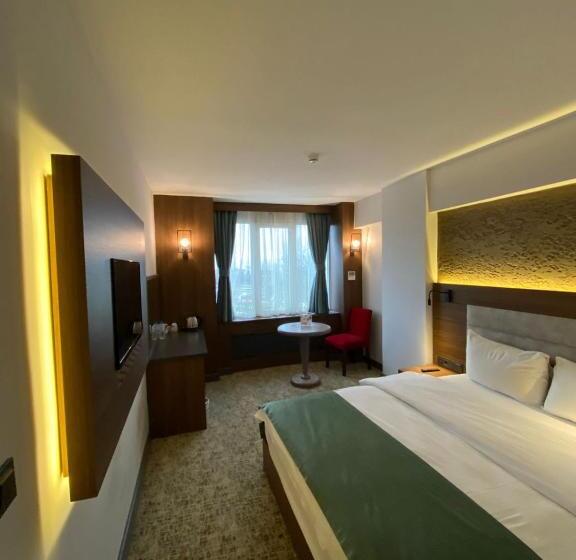 سوییت خانوادگی, Kirci Thermal & Spa