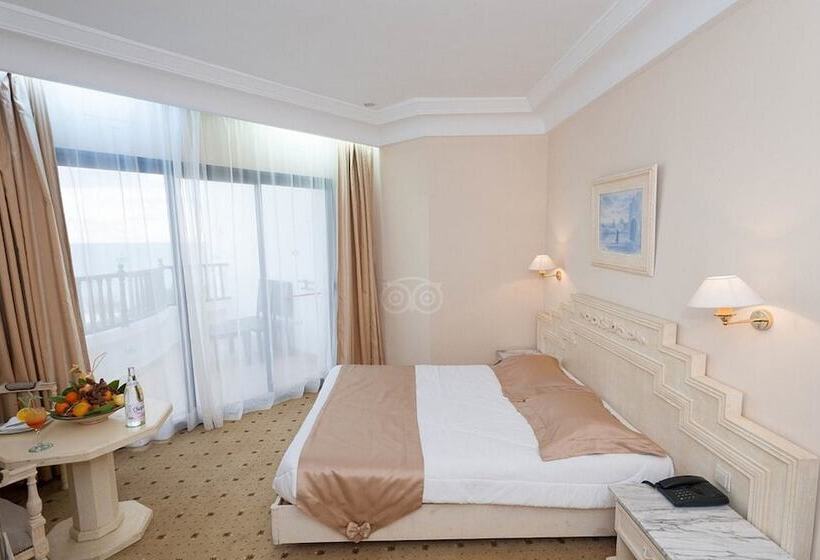 Deniz Manzaralı Standart Tek Kişilik Oda, L Orient Palace Resort And Spa