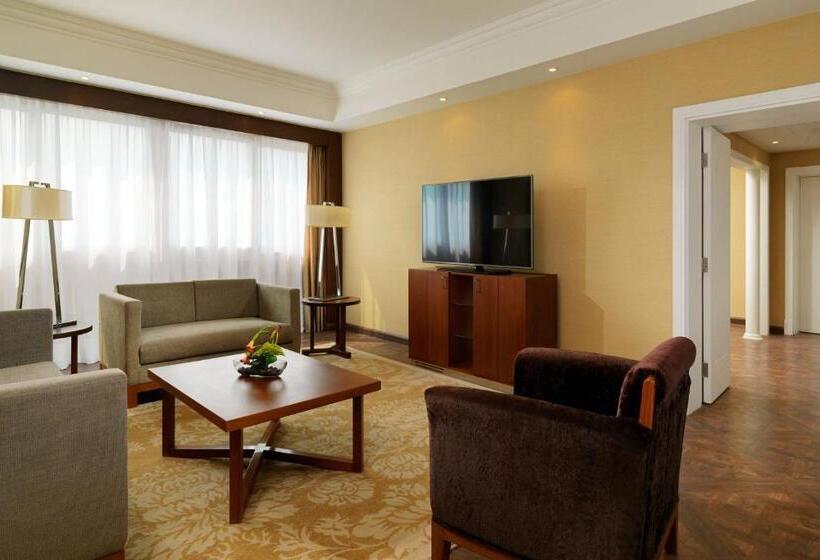 سوئیت پرزیدنت, Sheraton Cairo Hotel & Casino