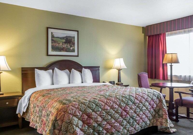 Стандартный Номер Кровать Кинг, Quality Inn & Suites Cameron Park Shingle Springs