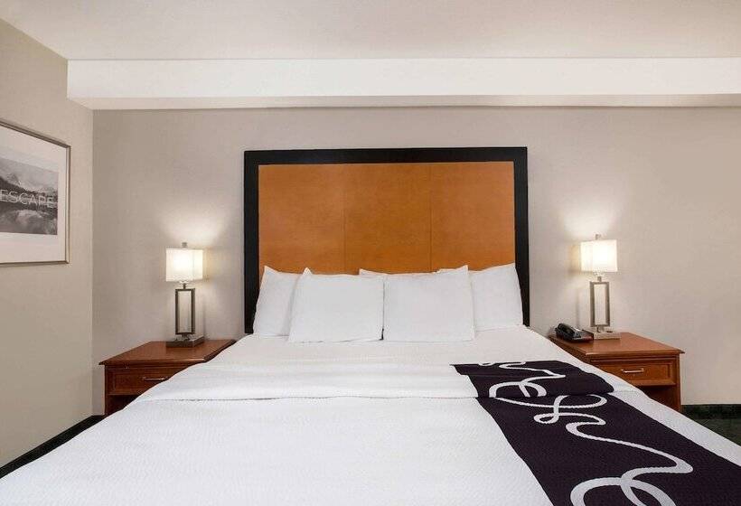 Номер Superior, La Quinta Inn By Wyndham Everett