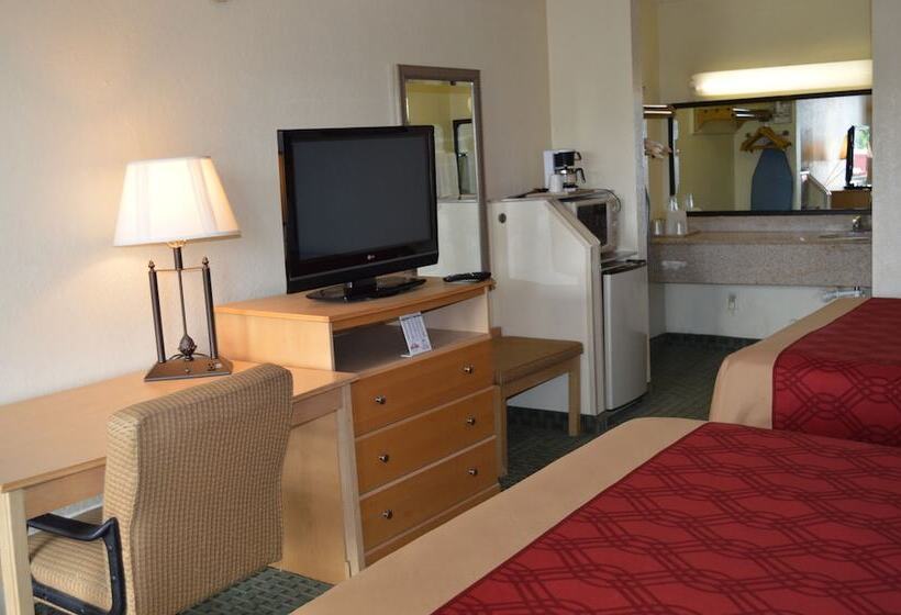 Номер Стандарт 2 Двуспальные Кровати, Econo Lodge Christiansburg Blacksburg I 81