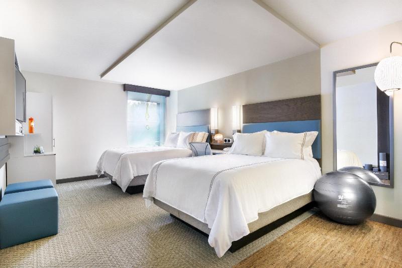 장애인을 위한 스탠다드 룸, Even Hotel Norwalk, An Ihg