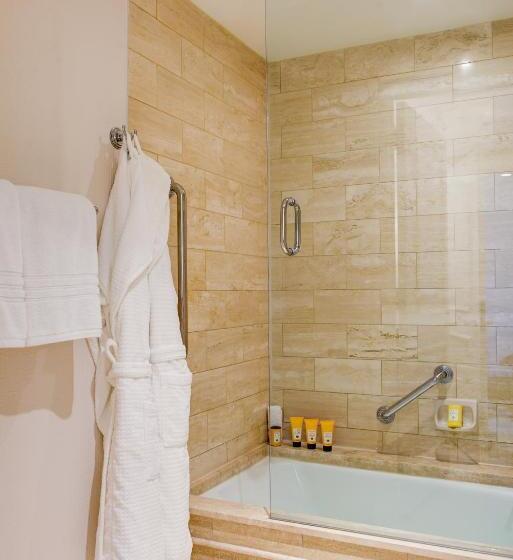 Suite Cama King, Four Seasons Hotel Los Angeles At Beverly Hills