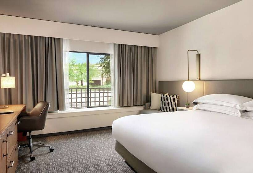 Номер Deluxe, Hilton Scottsdale Resort & Villas